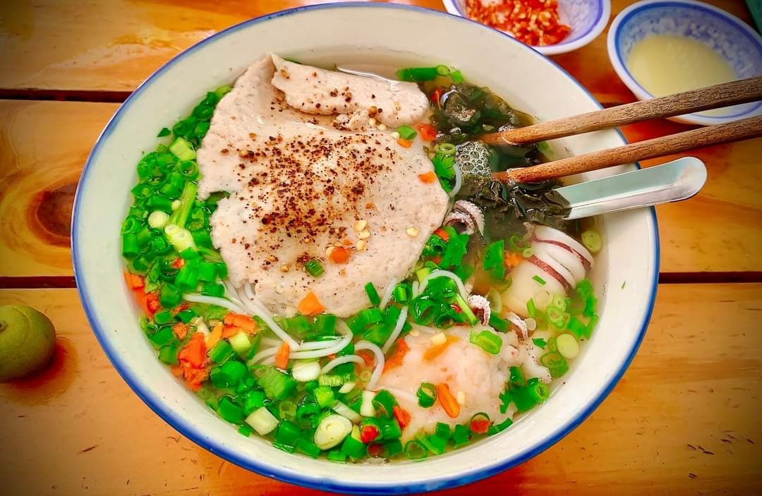 Bún Quậy 84 ở Phạm Hùng